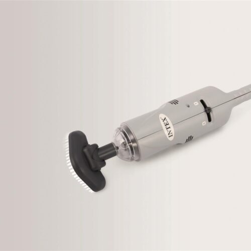 שואב לניקוי הבריכה